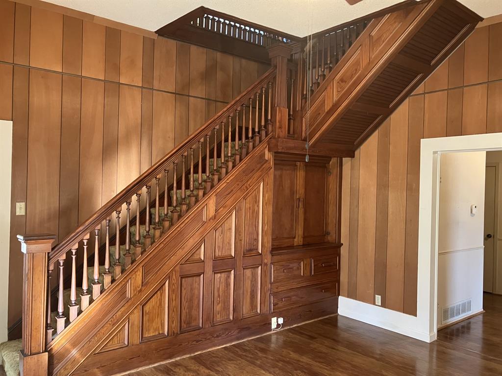 109 N Foley Street Property Photo 16