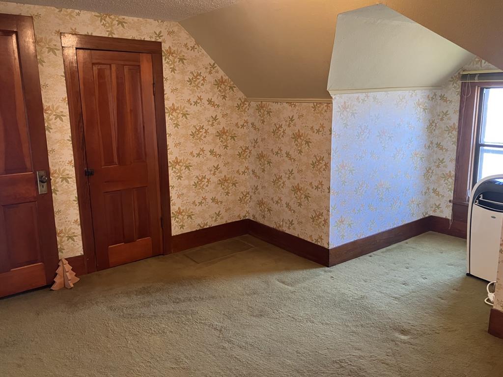 109 N Foley Street Property Photo 21