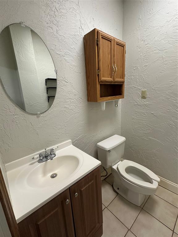 501 W Main Street 100 Property Photo 3