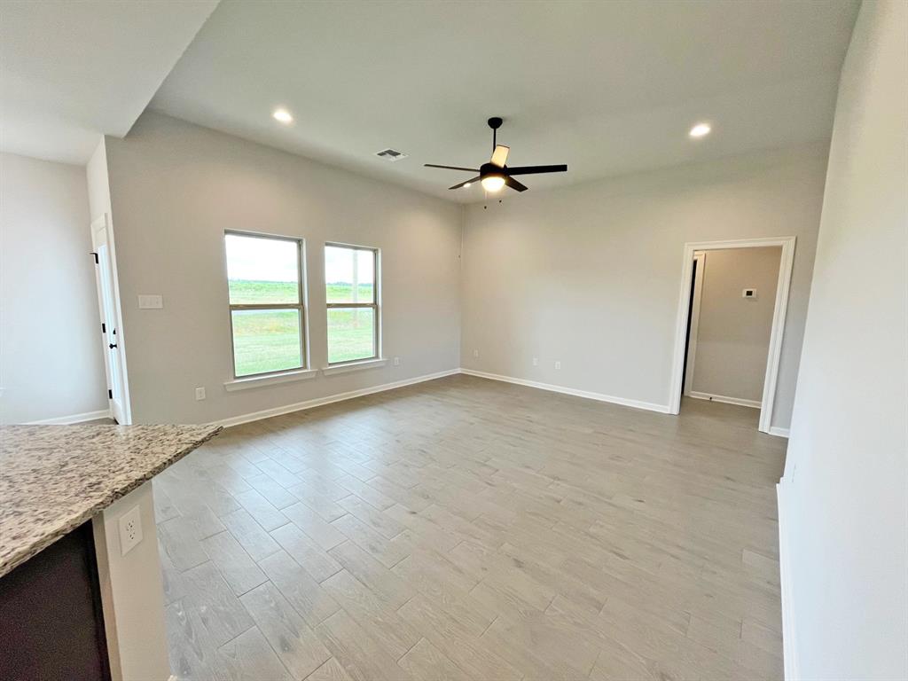 196 Berkshire Place Property Photo 3