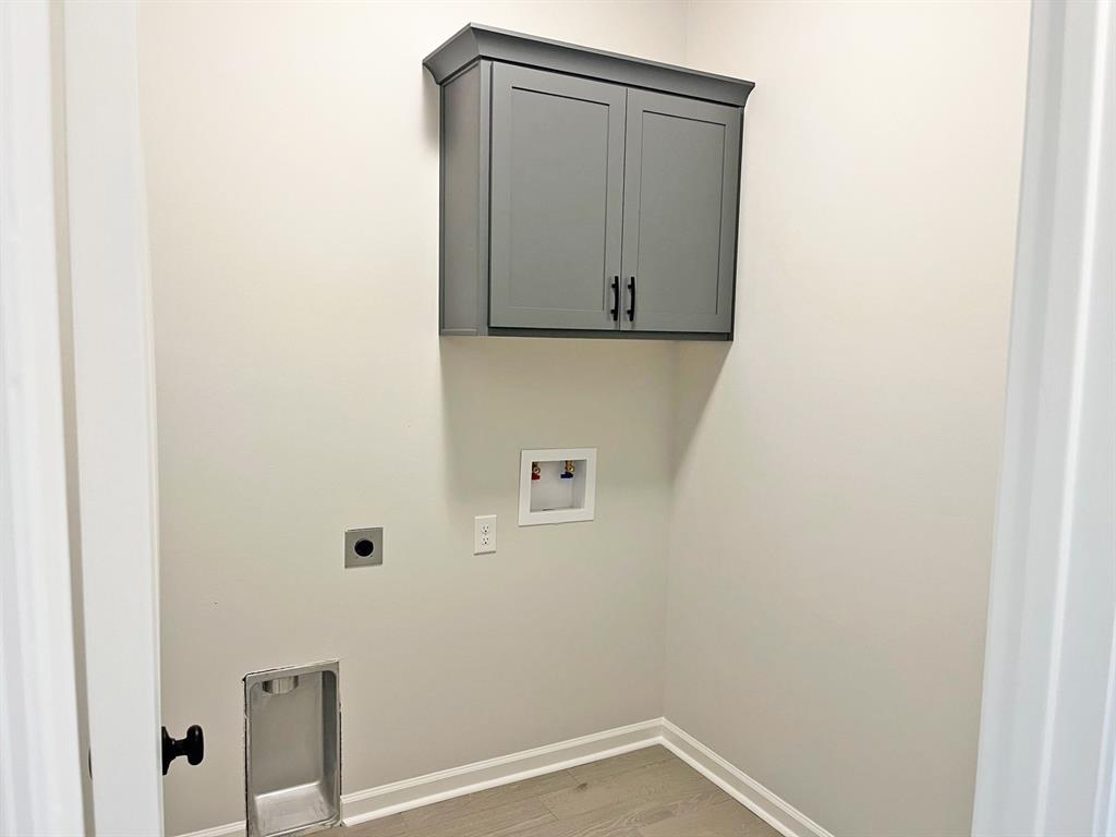 196 Berkshire Place Property Photo 19