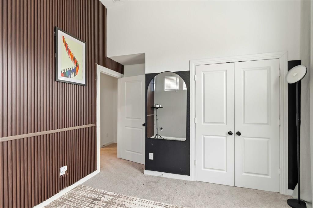1128 Queensdown Way Property Photo 21