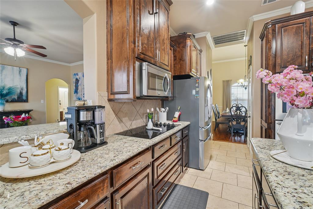 3541 Pinnacle Bay Point Property Photo 4