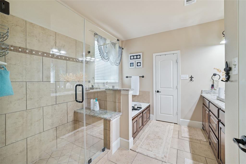 3541 Pinnacle Bay Point Property Photo 13