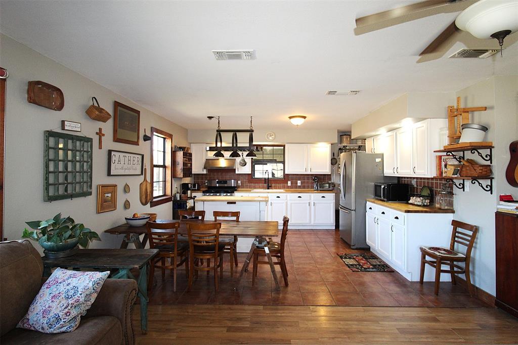 4776 Ne County Road 2120 Road Property Photo 11