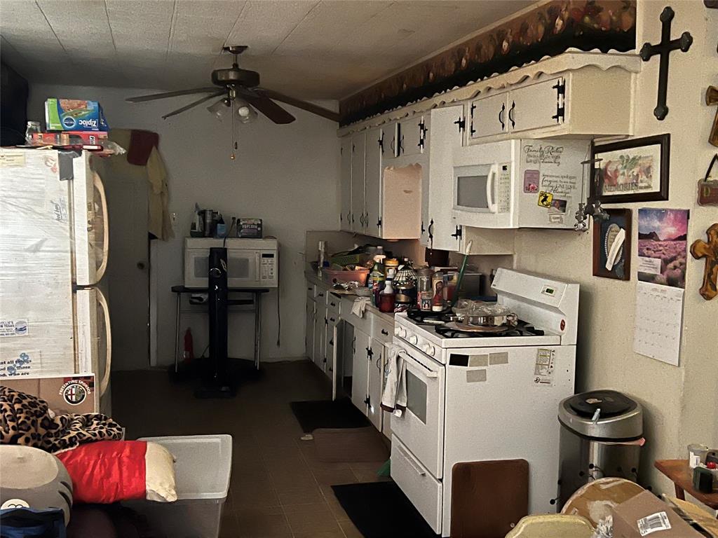 435 West Coke Property Photo 3