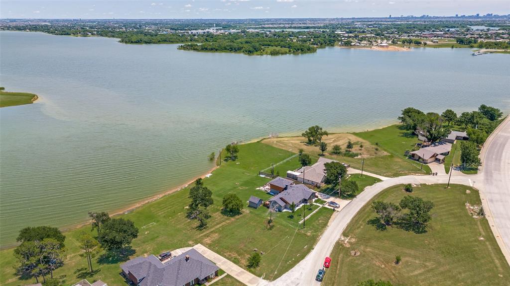 1505 Hillcrest Drive Property Photo 4
