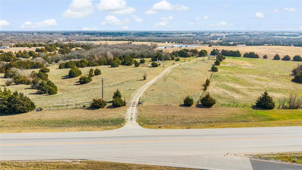 11016 State Highway 78 Property Photo 18