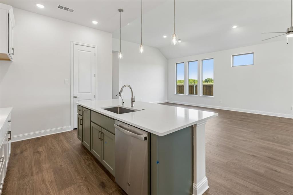 9716 Talia Boulevard Property Photo 17