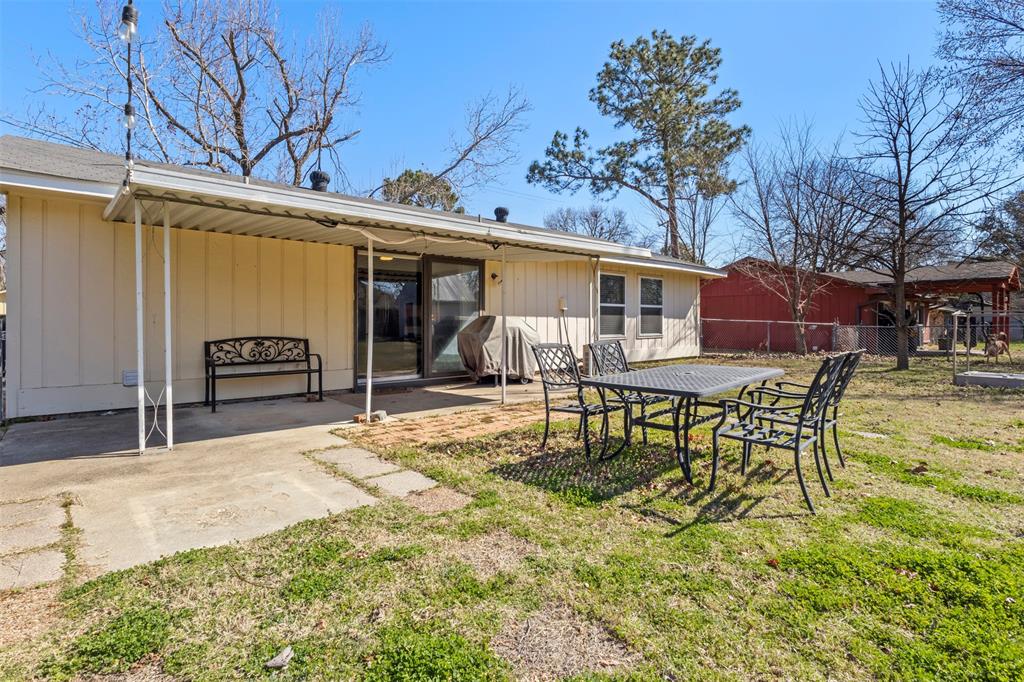 313 Bellaire Drive Property Photo 14