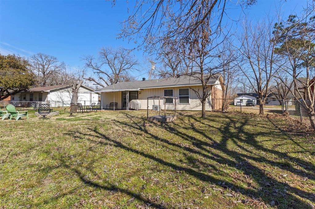313 Bellaire Drive Property Photo 18