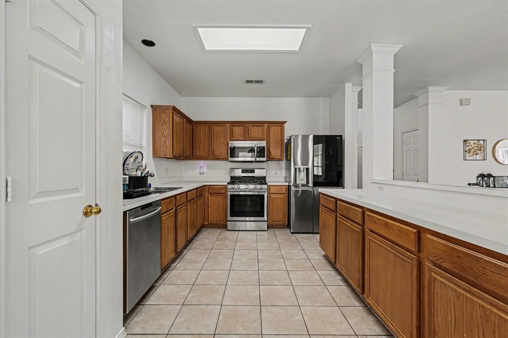 4616 Parkmount Drive Property Photo 11