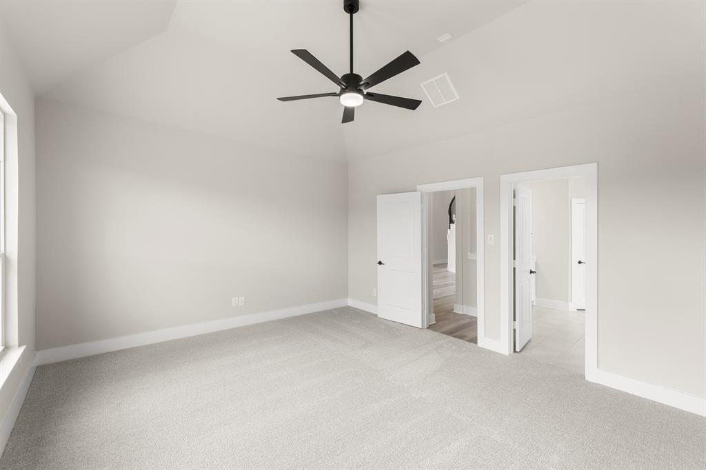 941 Gold Finch Lane Property Photo 16
