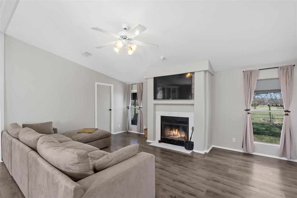 181 Private Road 125 Property Photo 10