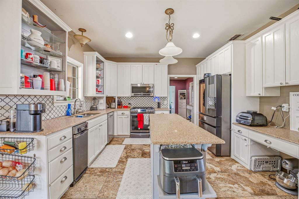 6363 E Fm 1188 Property Photo 6