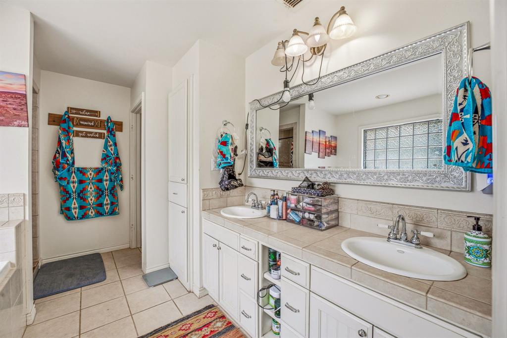 6363 E Fm 1188 Property Photo 16
