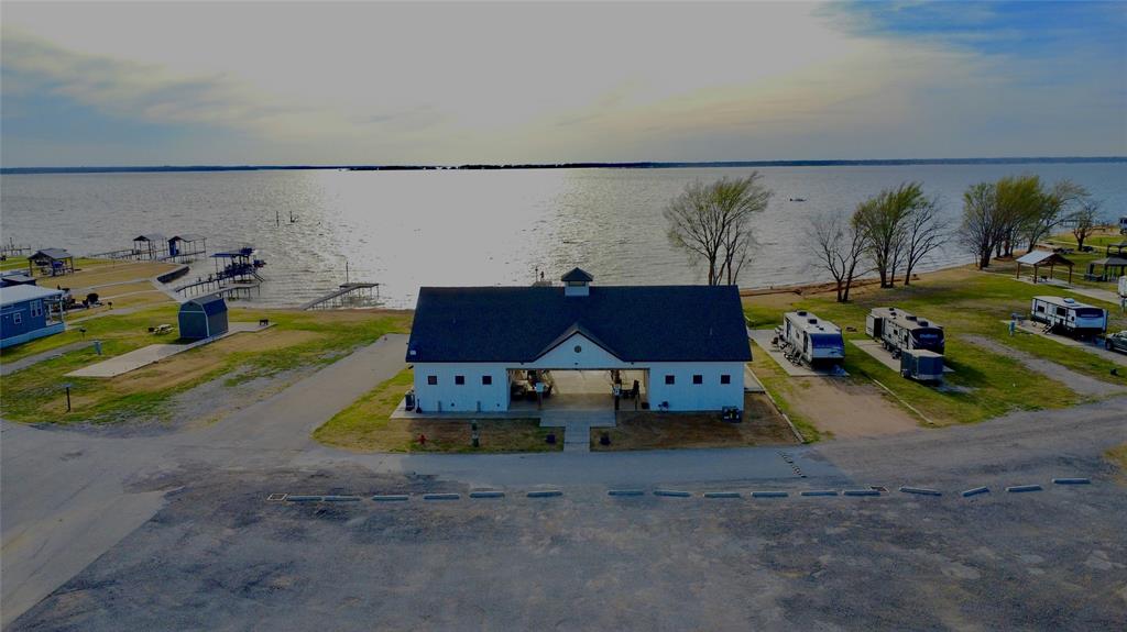 6084 Peninsula Road Property Photo 4