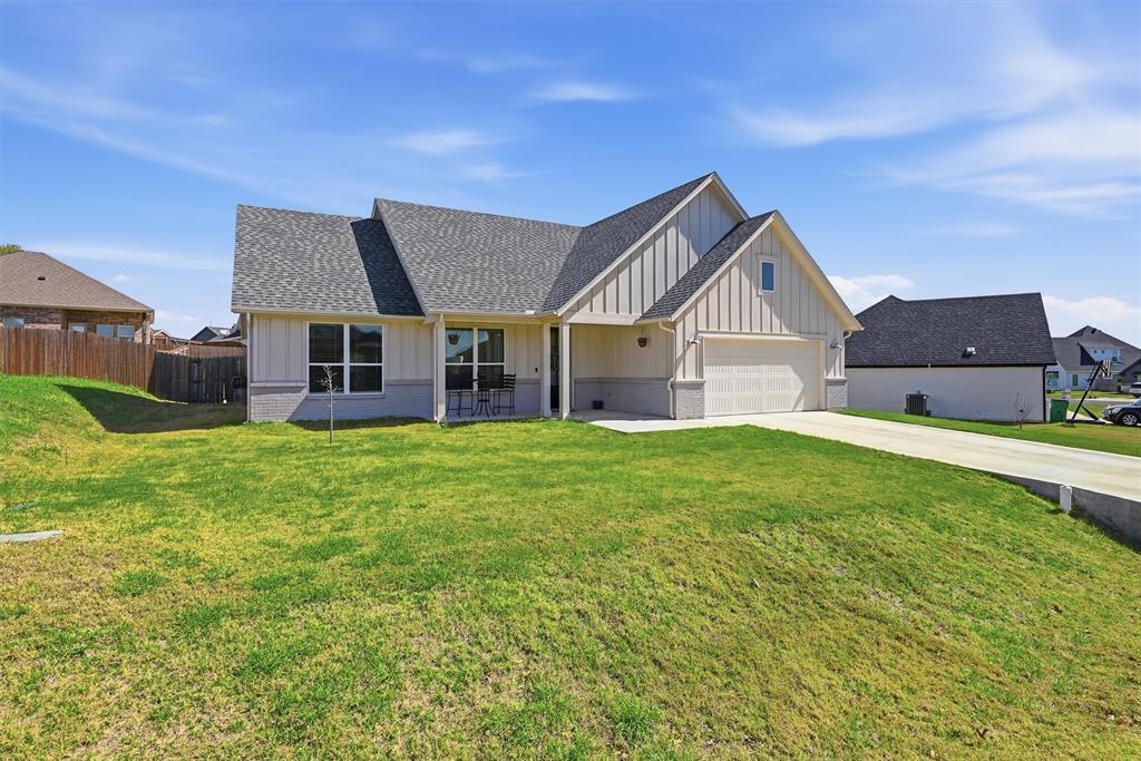 4004 Gallivant Drive Property Photo 4