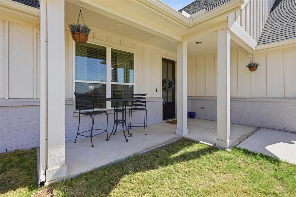 4004 Gallivant Drive Property Photo 7