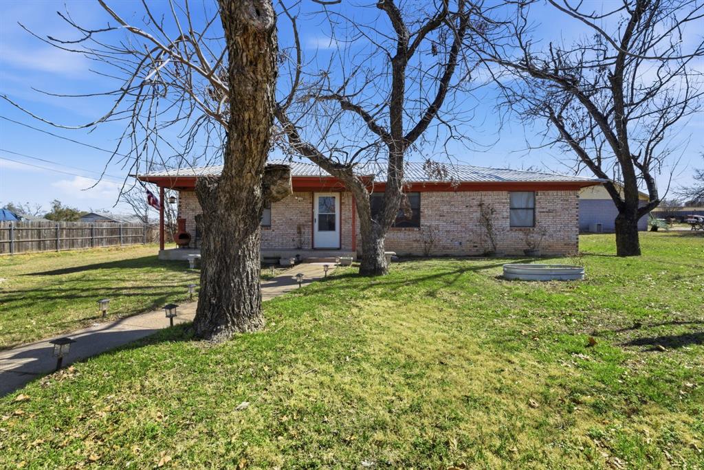 504 N Hall Street Property Photo 1