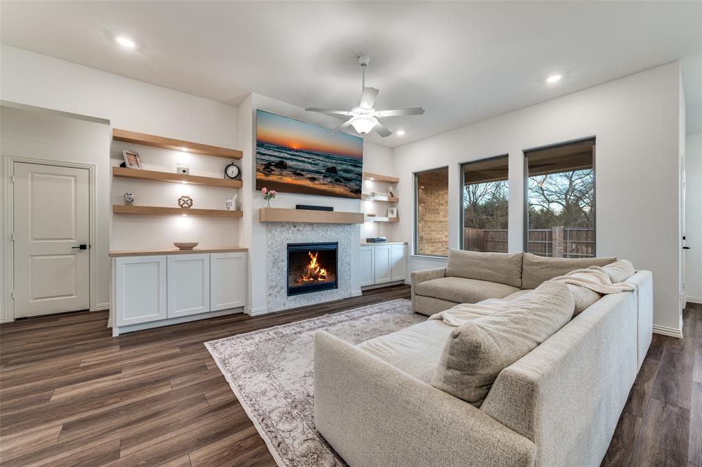 3912 Blue Stem Boulevard Property Photo 1