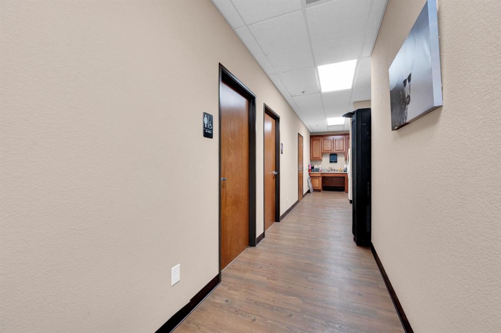801 S 4th Avenue Property Photo 15