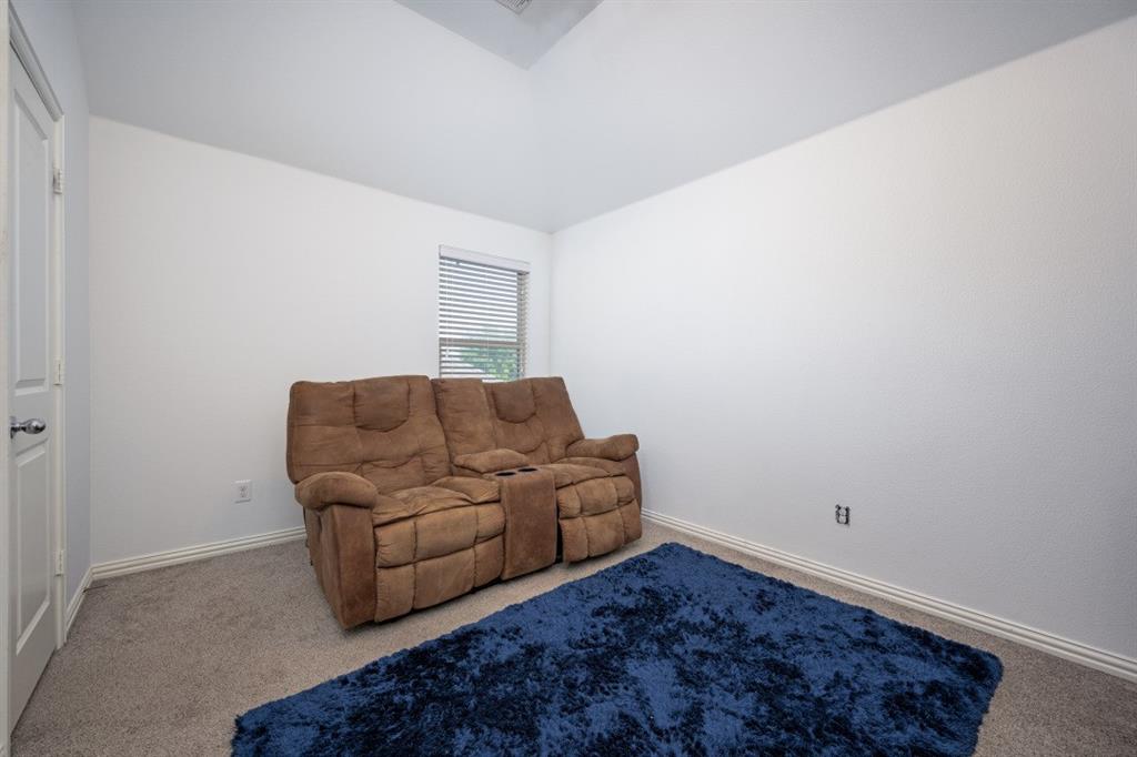 863 Forest Street Property Photo 23