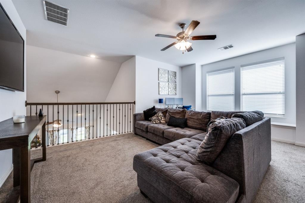 863 Forest Street Property Photo 24
