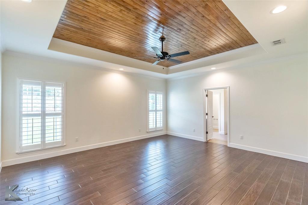 112 Thomas Court Property Photo 22