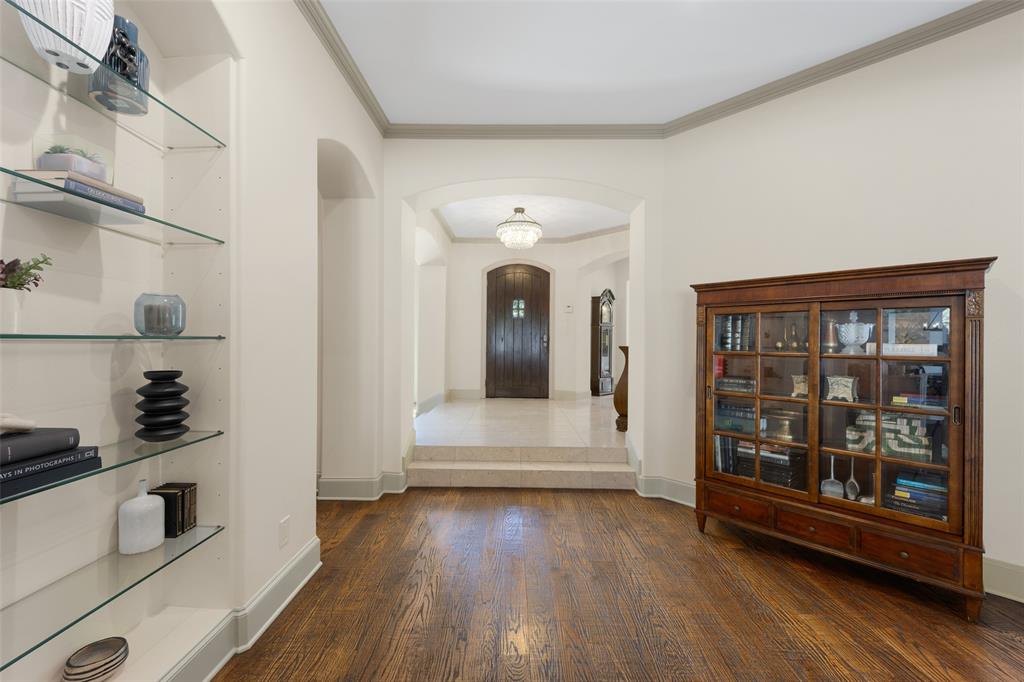 6615 Meadow Road Property Photo 7