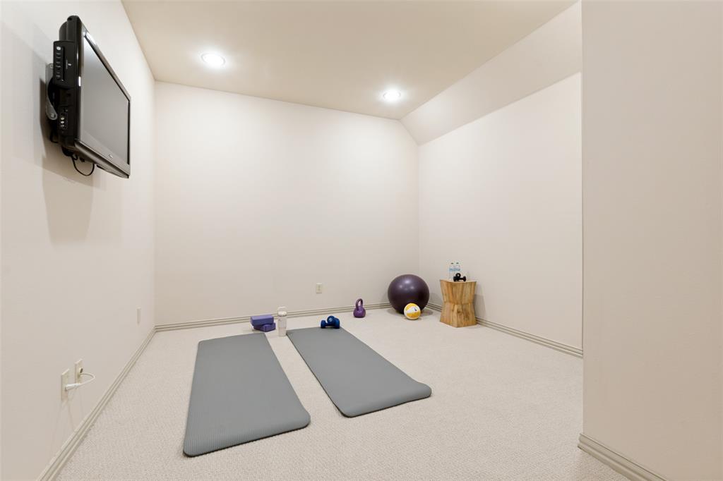 6615 Meadow Road Property Photo 26