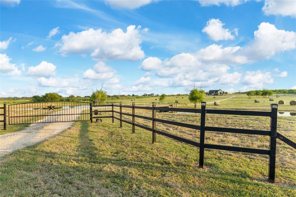 15949 E Us Highway 190 Property Photo 27