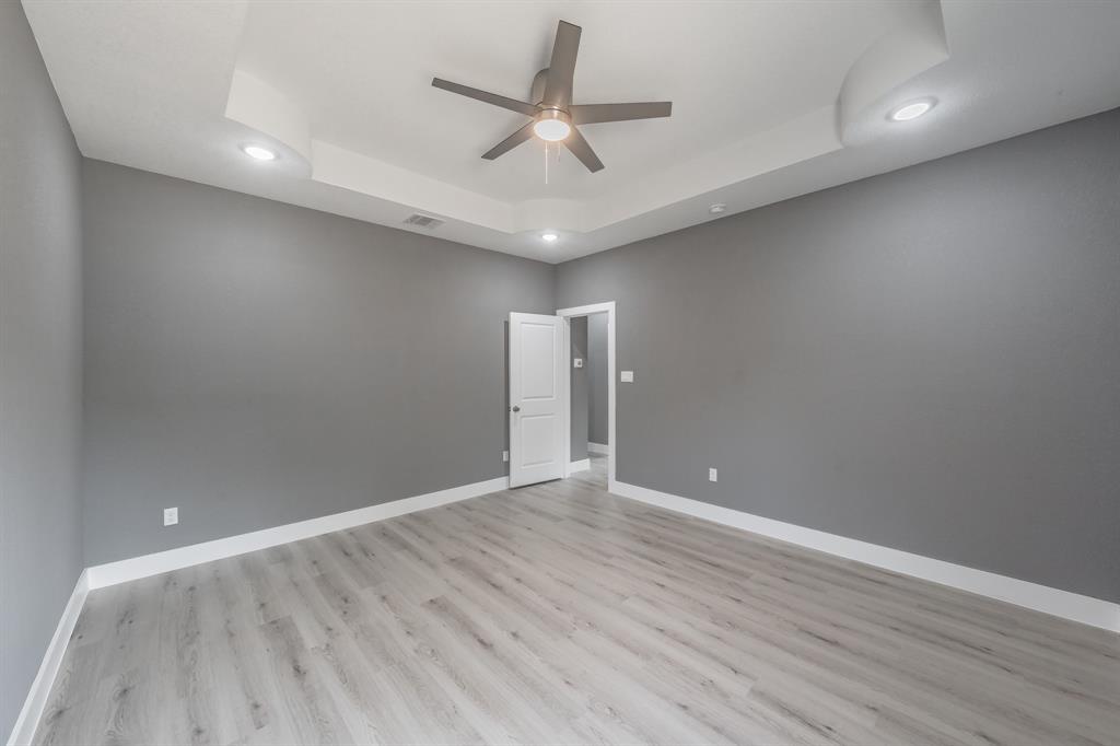 412 Matthew Street Property Photo 17