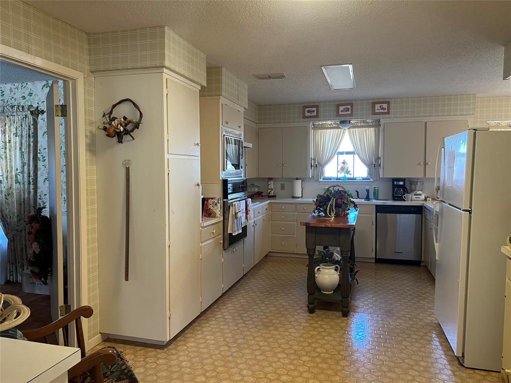 316 E Spring Street Property Photo 19