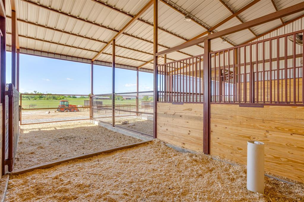 3678 County Road 3655 Property Photo 21