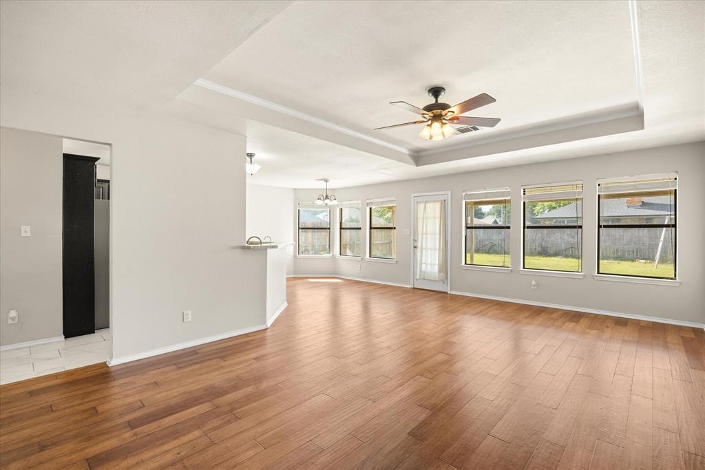 1526 Berry Patch Lane Property Photo 4