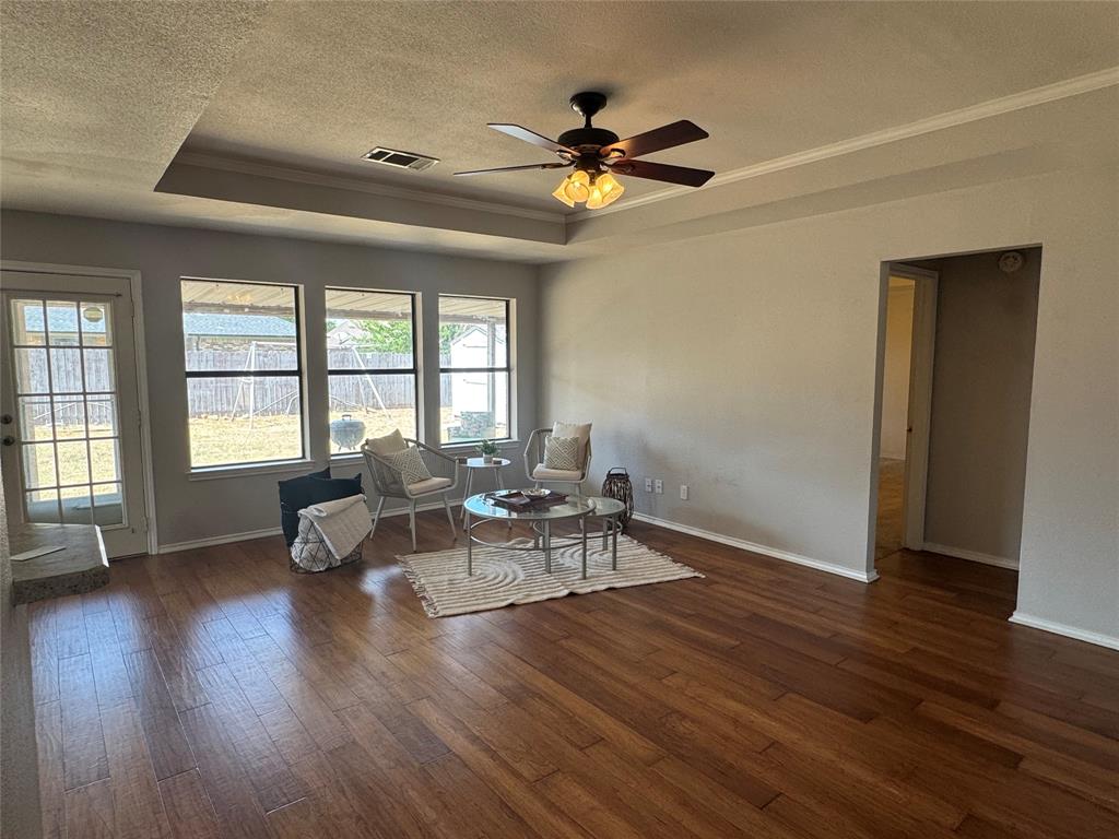 1526 Berry Patch Lane Property Photo 5