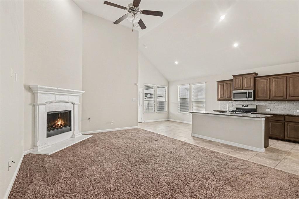 905 Falcon Road Property Photo 6