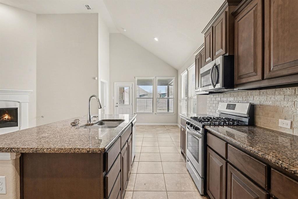 905 Falcon Road Property Photo 11