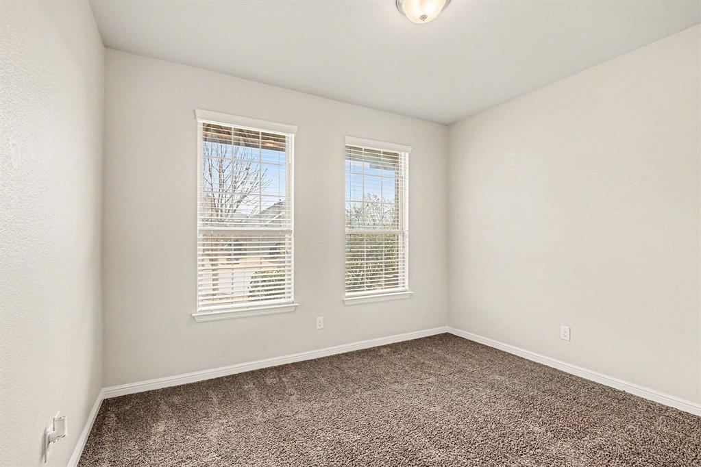 905 Falcon Road Property Photo 24