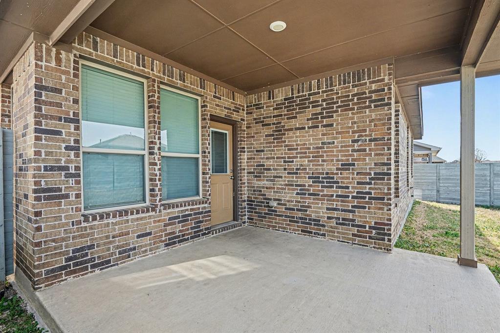 905 Falcon Road Property Photo 30