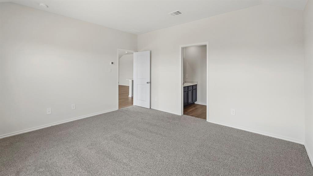 1124 Harston Trail Property Photo 17