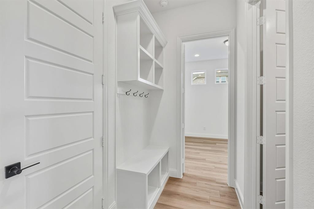 2908 Wallis Drive Property Photo 10