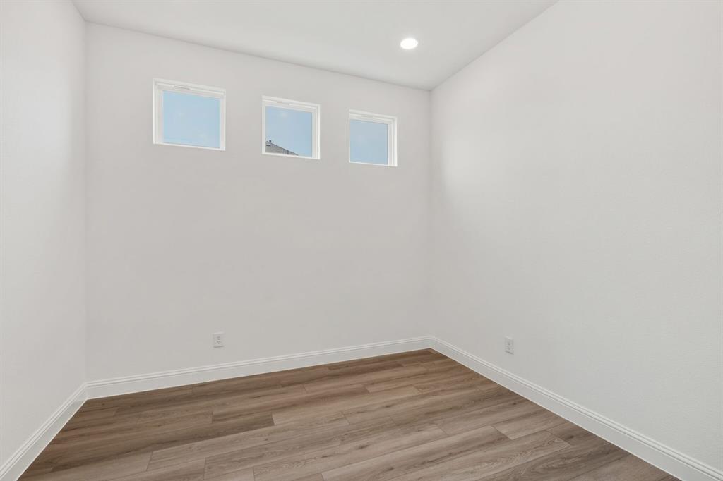 2908 Wallis Drive Property Photo 12