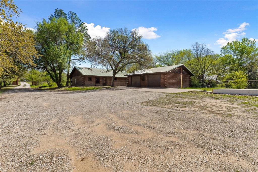 800 County Road 426 Property Photo 3