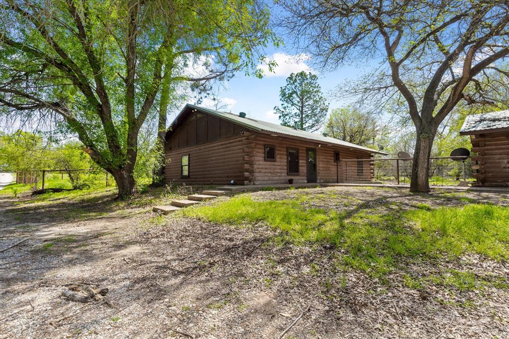 800 County Road 426 Property Photo 6