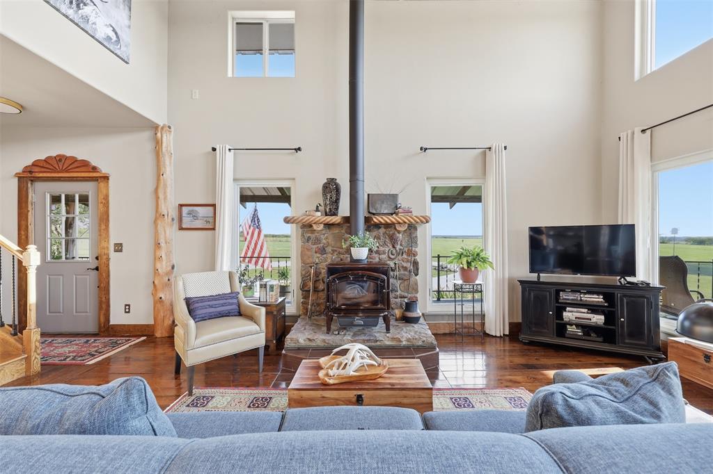 8617 Fm 175 Property Photo 11