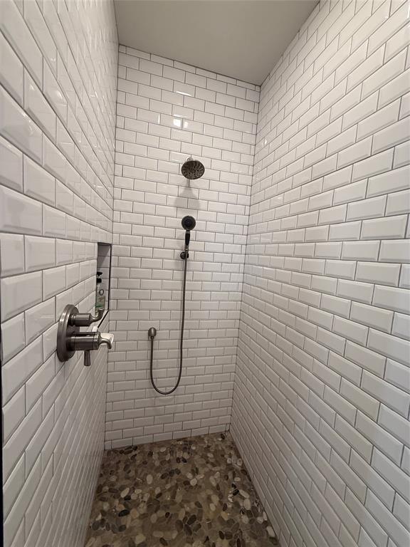 1003 Stone Bridge Street Property Photo 22