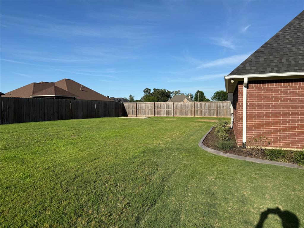 1003 Stone Bridge Street Property Photo 30