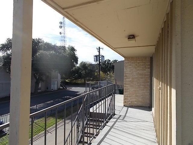 4524 Amesbury Drive C Property Photo 1
